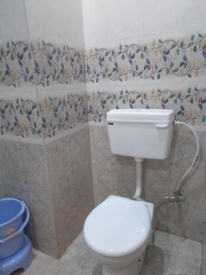 Rudraksha Guest House Varanasi Bagian luar foto